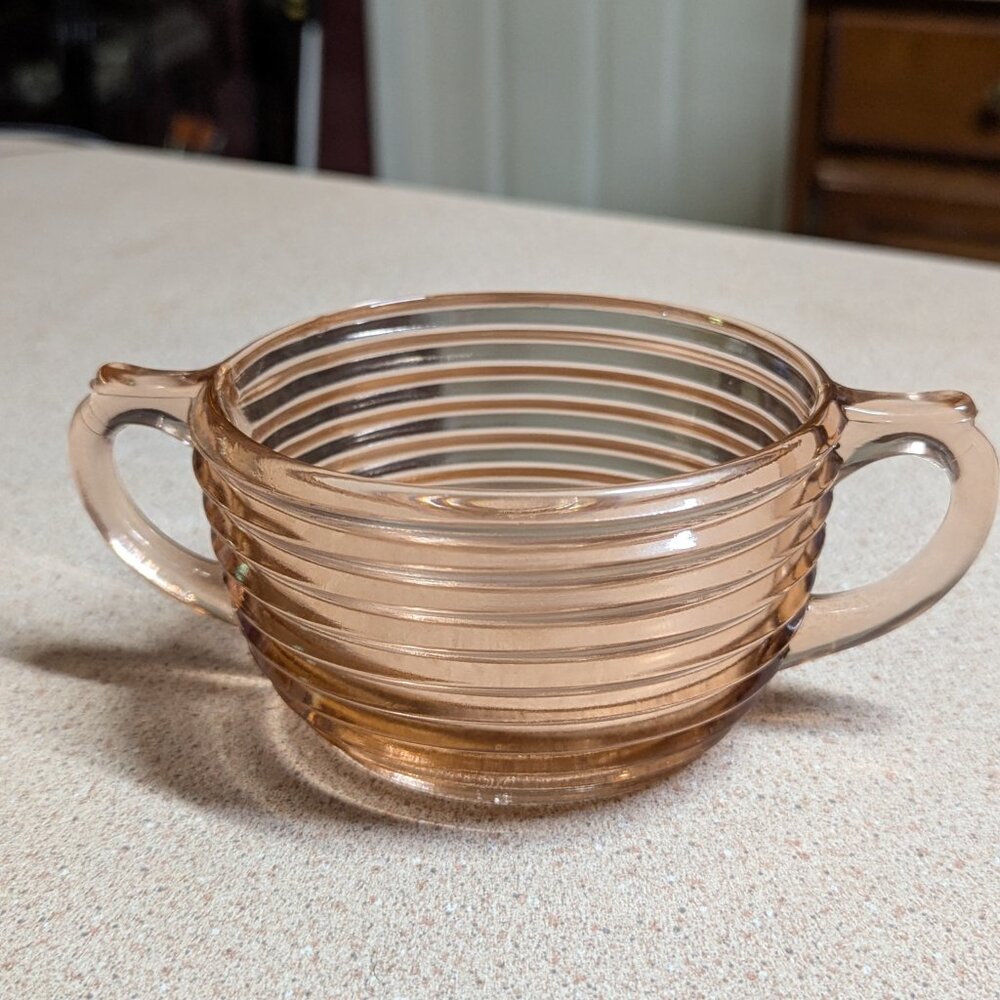 Anchor Hocking Manhattan Pink Sugar & Creamer Set - Picture 8 of 15